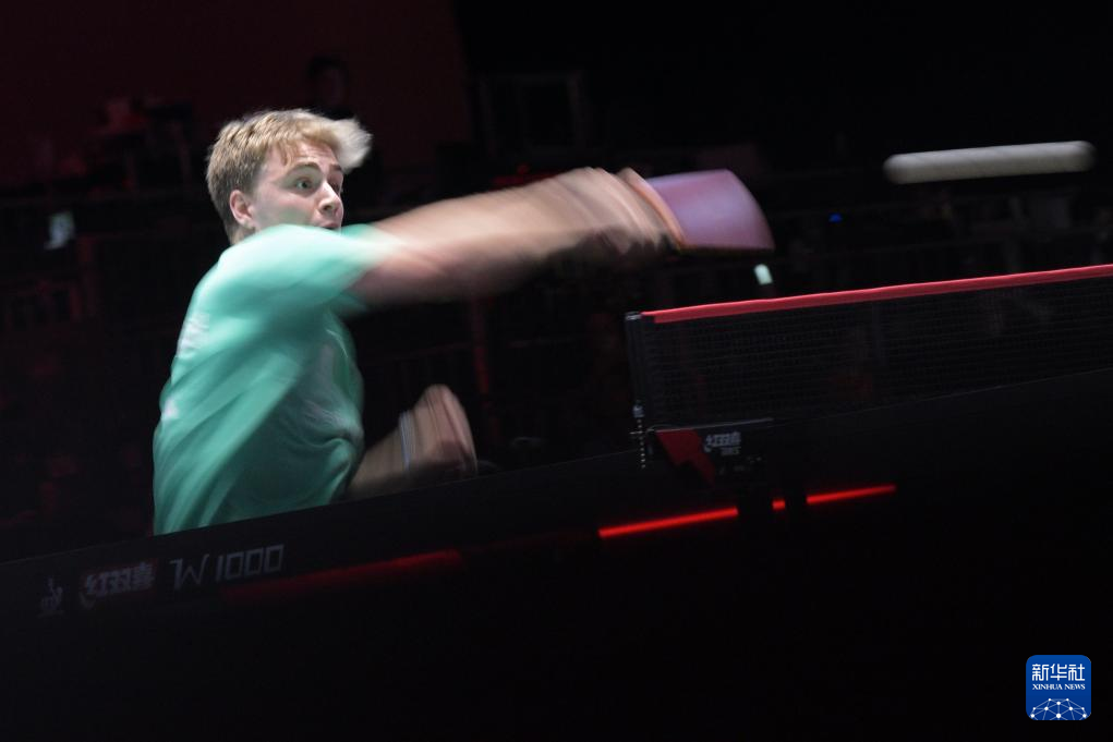 吸引了超过 吸引了超过